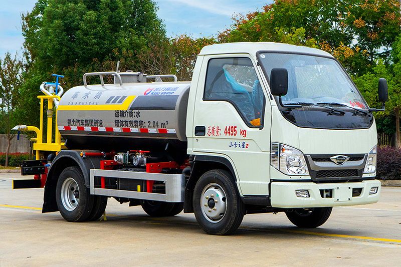 New Foton Light Truck Model 2 Water Sprinkler Truck, 2.5 cubic meters