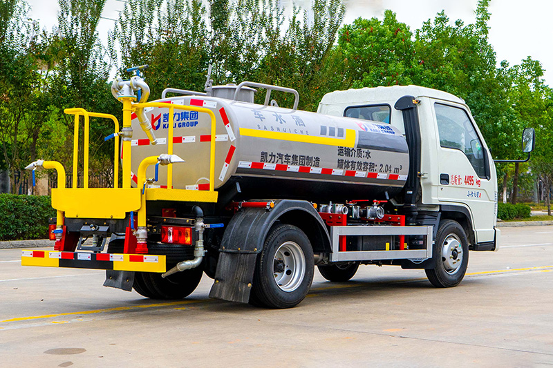 New Foton Light Truck Model 2 Water Sprinkler Truck, 2.5 cubic meters