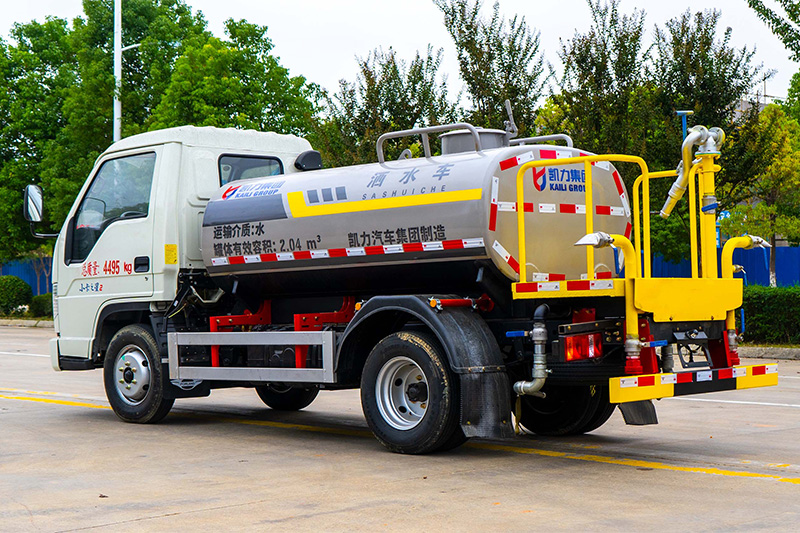 New Foton Light Truck Model 2 Water Sprinkler Truck, 2.5 cubic meters