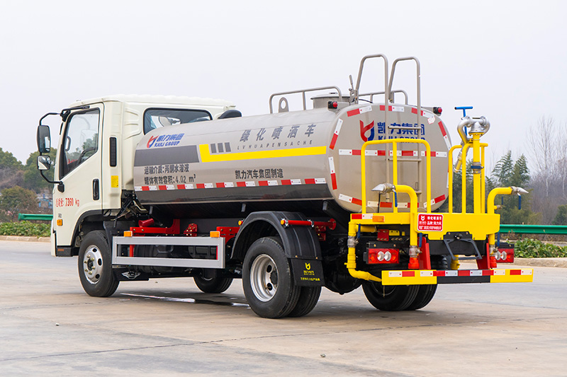 Foton H2 Water Sprinkler Truck  5 cubic meters