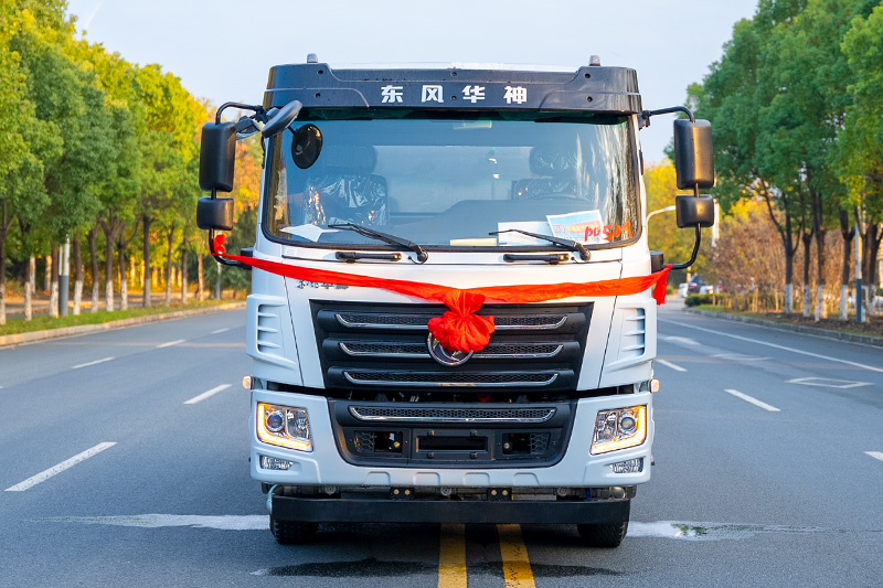 New Huasheng KL5 Water Sprinkler Truck, 12 cubic meters