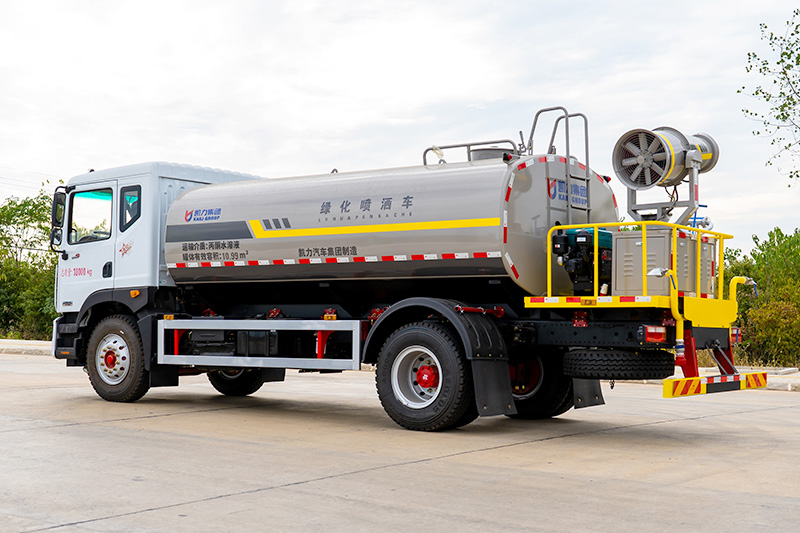 Dongfeng D9 4500 Wheelbase Fog Cannon Truck, 15.9 cubic meters