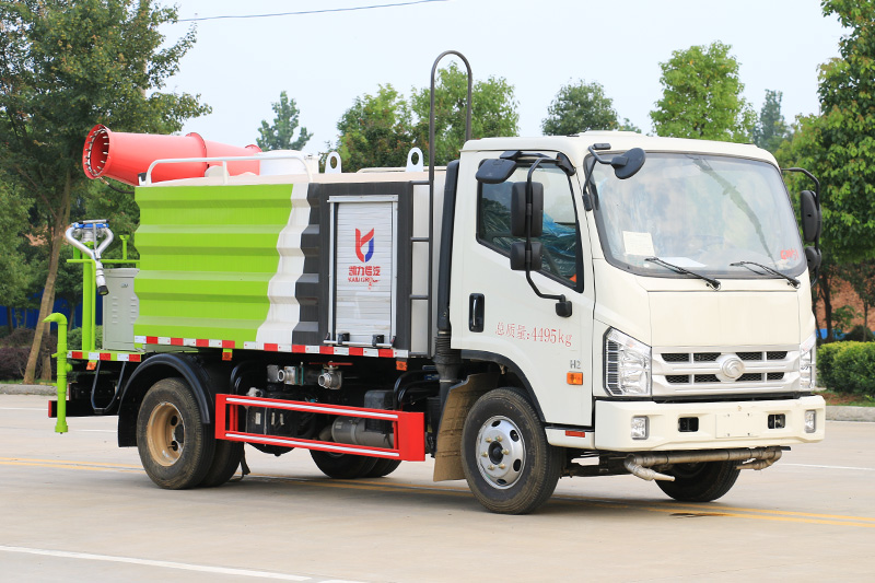 Foton H2 Dust Suppression Truck (Square Tank) 5.2 cubic meters (30-meter mist cannon)