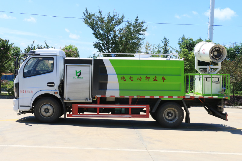 All-Electric Multi-Function Dust Suppression Truck (Square Tank) 6.5 cubic meters (Mist Cannon Range: 30–40 meters)