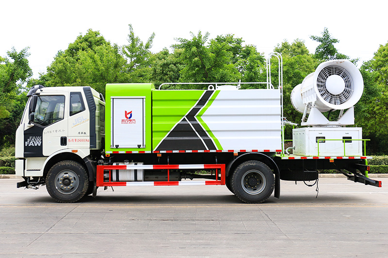 Jiefang J6L Dust Suppression Truck (Square Tank) 11.5 cubic meters (Mist Cannon 30–100 meters)