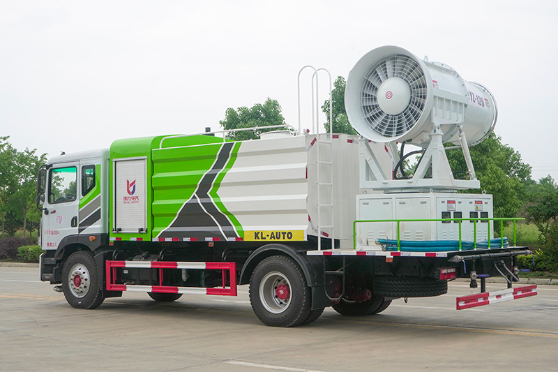 Dongfeng D9 Dust Suppression Truck (Square Tank) 11.5 cubic meters (Mist Cannon 30–100 meters)