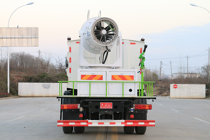 Foton Ruivo ES7 Dust Suppression Truck (Square Tank) 11.5 cubic meters (Mist Cannon 30–100 meters)