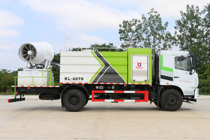 Dongfeng Jincheng Dust Suppression Truck (Square Tank) 11.5 cubic meters (Mist Cannon 30–100 meters)