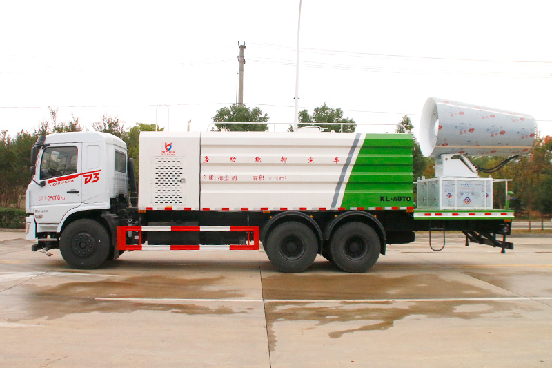 Dongfeng D3 Special Chassis Dual-Rear-Axle Dust Suppression Truck (Square Tank) 17 cubic meters (Mist Cannon 60–100 meters)