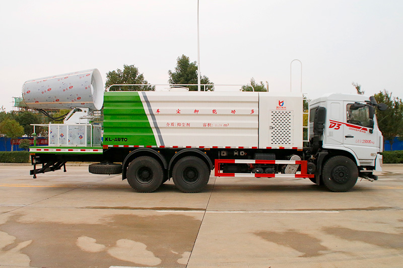 Dongfeng D3 Special Chassis Dual-Rear-Axle Dust Suppression Truck (Square Tank) 17 cubic meters (Mist Cannon 60–100 meters)