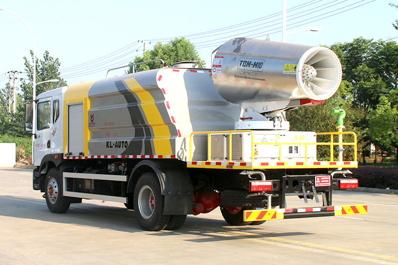 Dongfeng D9 Dust Suppression Truck (Wedge-shaped Tank) (Mist Cannon Range: 60–100 meters) 12.5 cubic meters