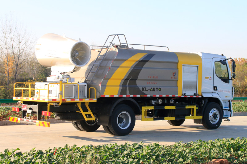 Liuzhou Automobile M3 Single-Axle Dust Suppression Truck (Wedge-Shaped Tank) (Mist Cannon Range: 60–100 Meters) 12.5 Cubic Meters