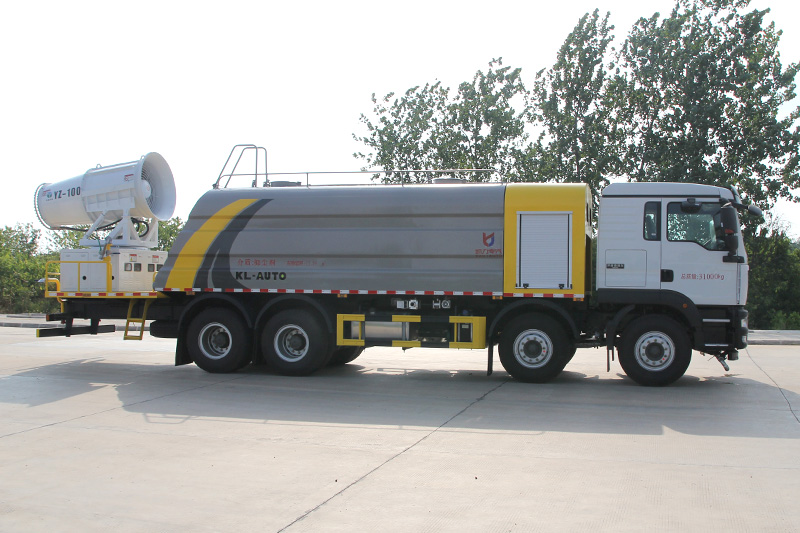 Sinotruk Shandeka 4x8 Dust Suppression Truck (Wedge-shaped Tank) (Mist Cannon Range: 80–120 m) 22 m³