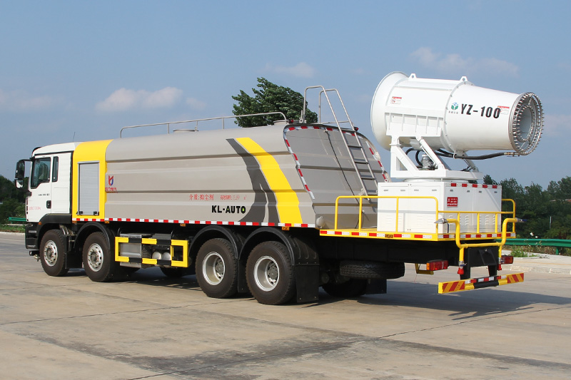 Sinotruk Shandeka 4x8 Dust Suppression Truck (Wedge-shaped Tank) (Mist Cannon Range: 80–120 m) 22 m³