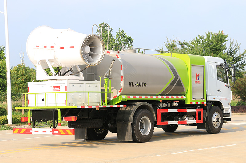 Dongfeng D9 Dust Suppression Truck (Round Tank) 11.5 cubic meters (Mist Cannon 30–100 meters)