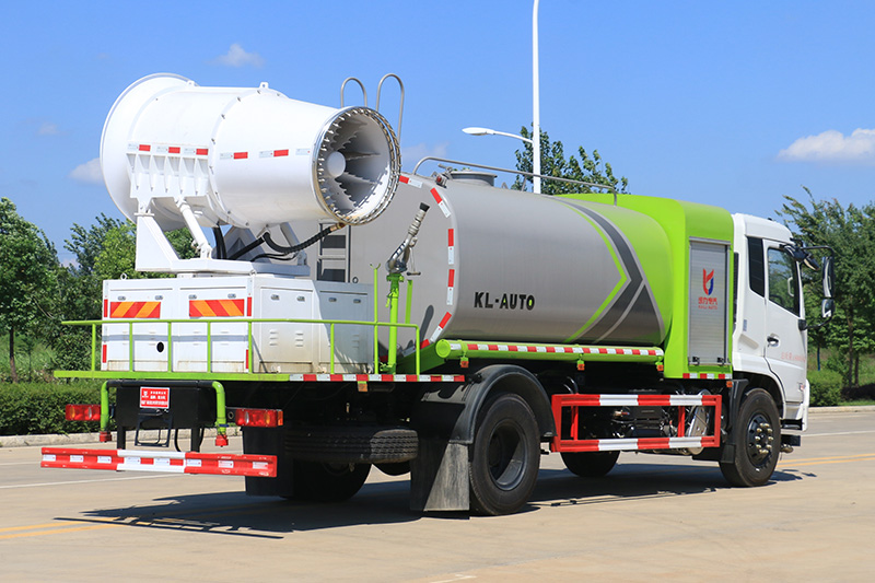 Dongfeng Tianjin Dust Suppression Truck (Round Tank) 11.5 (Mist Cannon 30–100 meters)