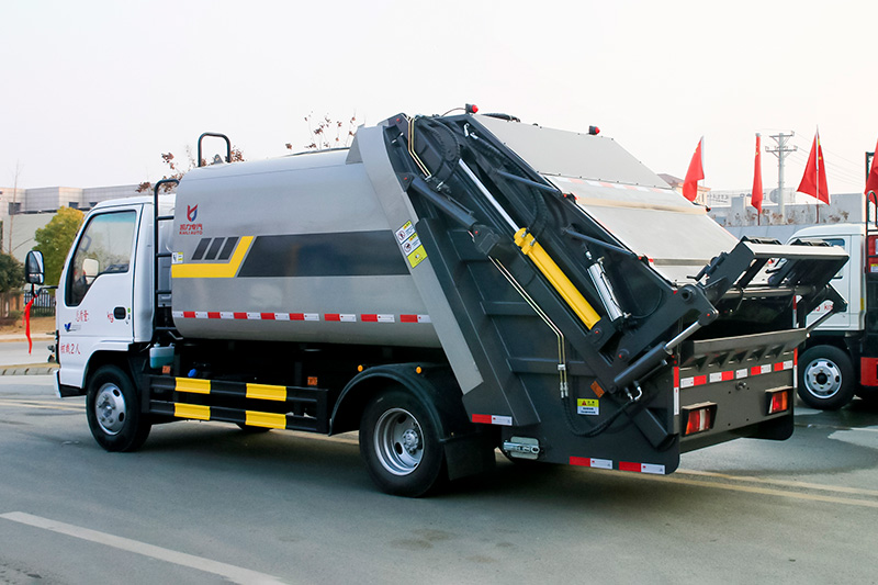 Isuzu 2023 Model Year Compactor Truck, 7 cubic meters