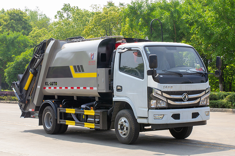 Dongfeng F3 2023 Model Year Compactor Truck, 7 cubic meters