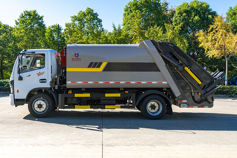 2023 Dongfeng D7 Compactor Garbage Truck, 10 cubic meters
