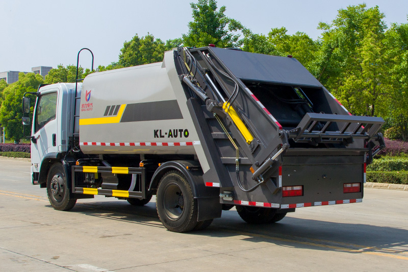 2023 Dongfeng F7 Compactor Garbage Truck  10 cubic meters