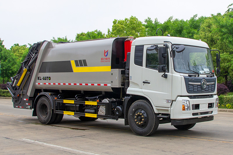 Dongfeng Tianjin 2023 Model Compactor Truck, 4,700 mm Wheelbase, 15 cubic meters