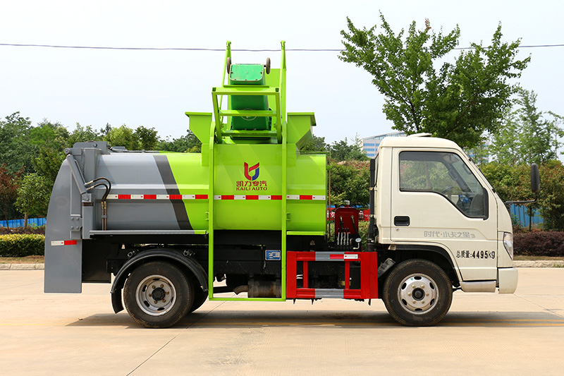 Foton Star 3 Light-Duty Truck: 3-Cubic-Meter Food Waste Collection Truck with Square Tank