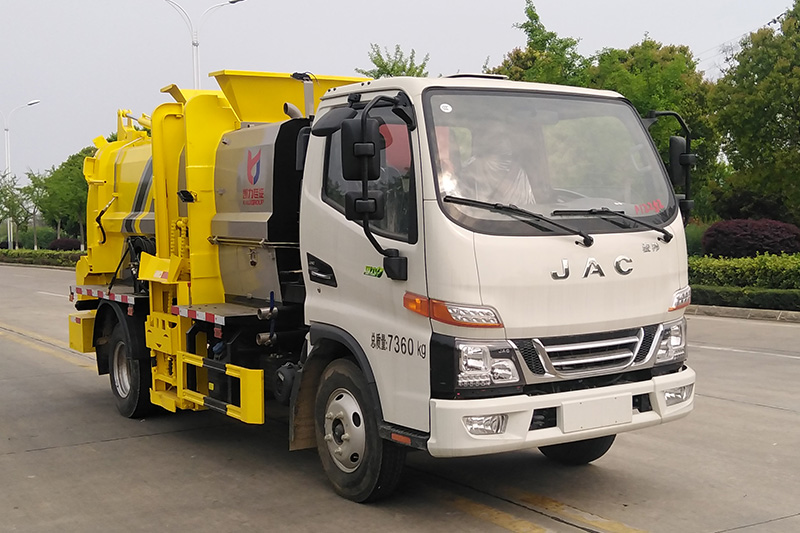 JAC Junling V3 Food Waste Collection Truck, 6 cubic meters – Square Tank