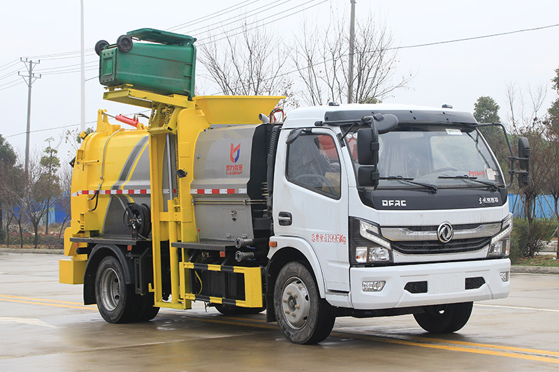 Dongfeng Daluika Food Waste Collection Truck, 8-cubic-meter Tank