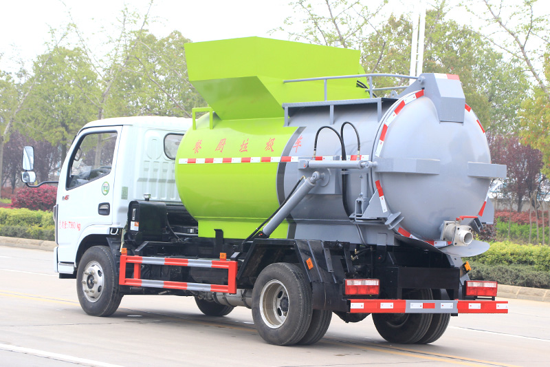 Dongfeng Xiaodolika Food Waste Collection Truck, 4.5 cubic meters – Round Tank