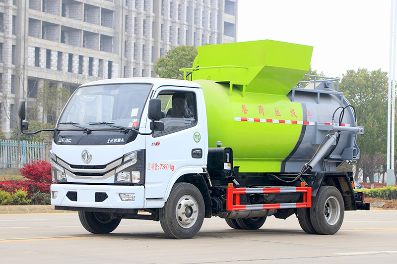 Dongfeng Xiaodolika Food Waste Collection Truck, 4.5 cubic meters – Round Tank