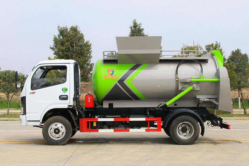 Dongfeng Xiao Furuika Food Waste Collection Truck, 4.5 cubic meters – Round Tank