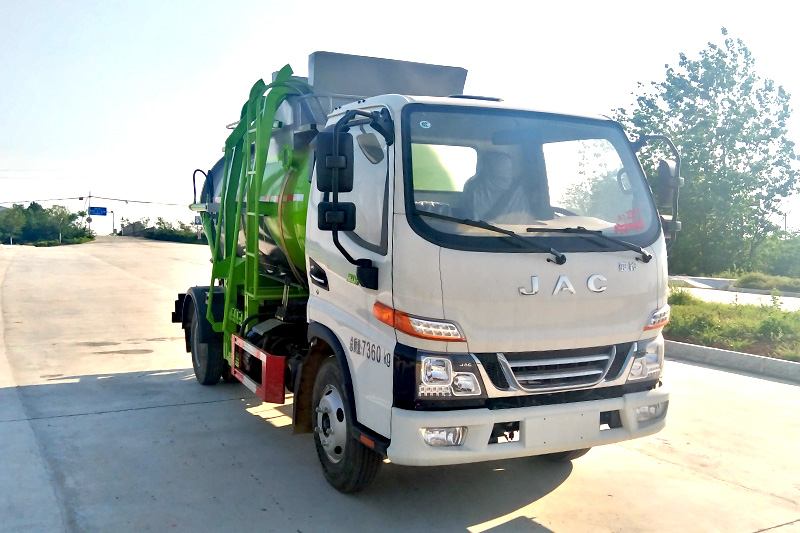 JAC Junling V3 Food Waste Collection Truck, 4.5 cubic meters – Round Tank