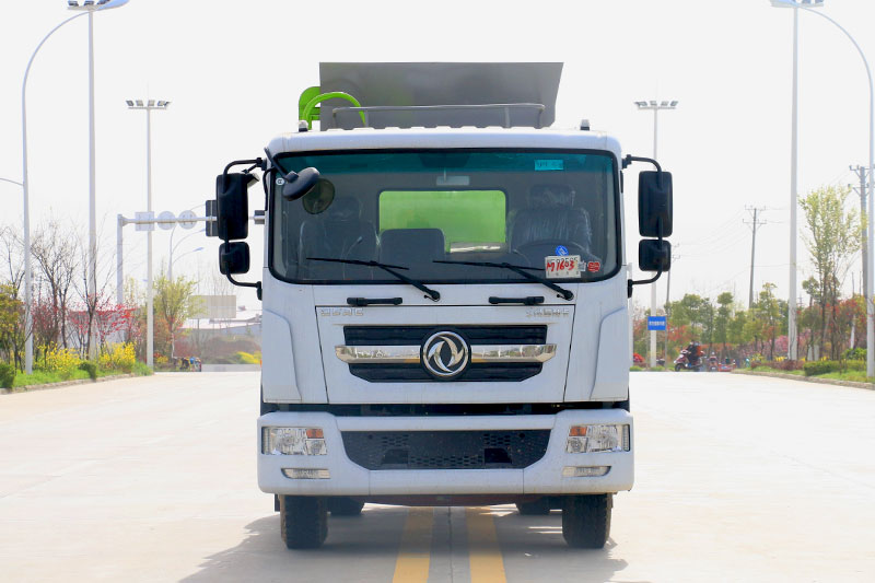 Dongfeng D9 Food Waste Collection Truck, 9 cubic meters, Round Tank