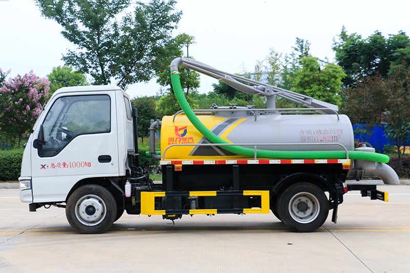 JAC Kangling X1 Sewage Suction Truck, 2 cubic meters