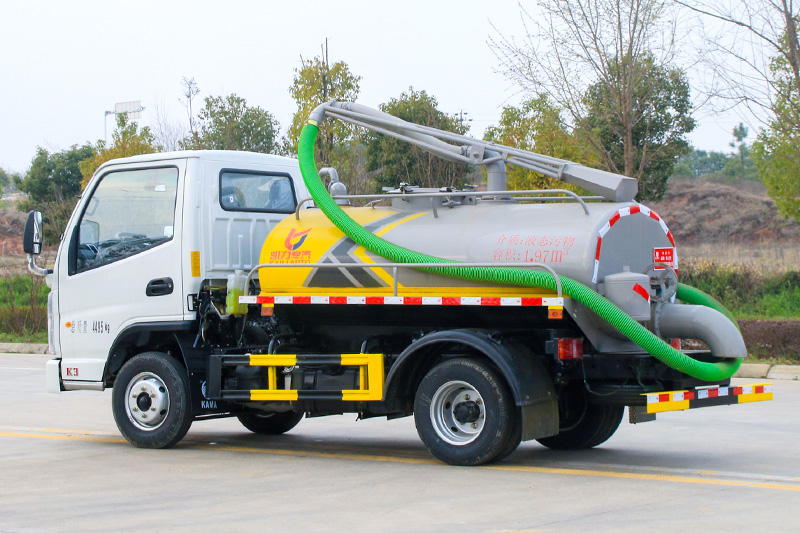 Kaima K3 Sewage Suction Truck, 2.3 cubic meters