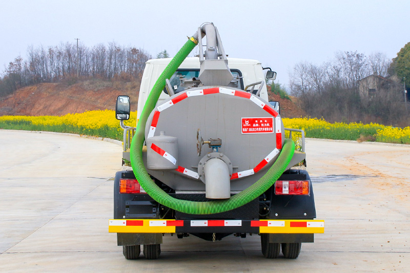 Kaima K3 Sewage Suction Truck, 2.3 cubic meters
