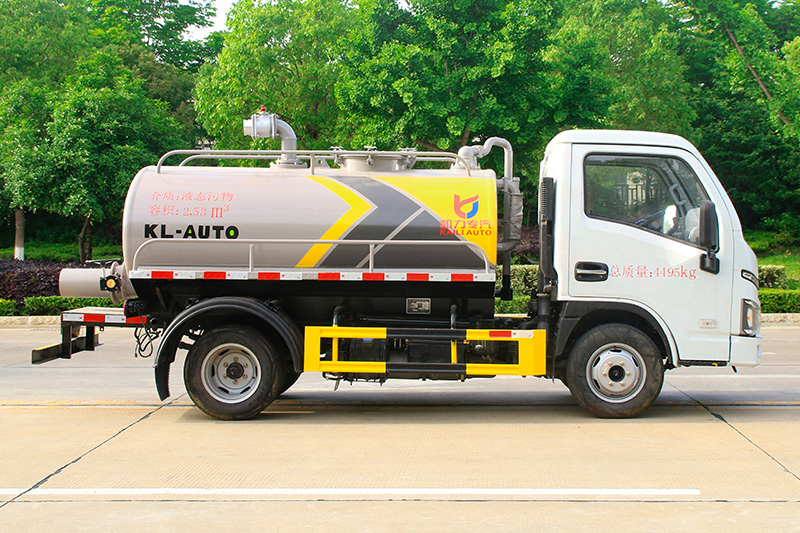 Yuejin Septic Tank Truck, 3 cubic meters