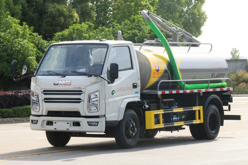Jiangling Shunda 5-cubic-meter Sewage Suction Truck
