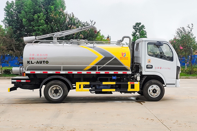 Dongfeng Huasheng F3 Septic Tank Truck, 5 cubic meters