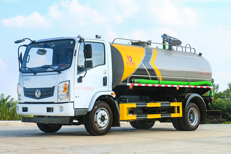 Huashen T1 Septic Tank Truck, 9.6 cubic meters