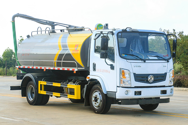 Dongfeng Huasheng T3 Septic Tank Truck, 9.6 cubic meters