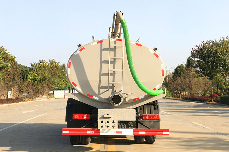 Dongfeng Huasheng KL5 Septic Tank Truck, 12 cubic meters