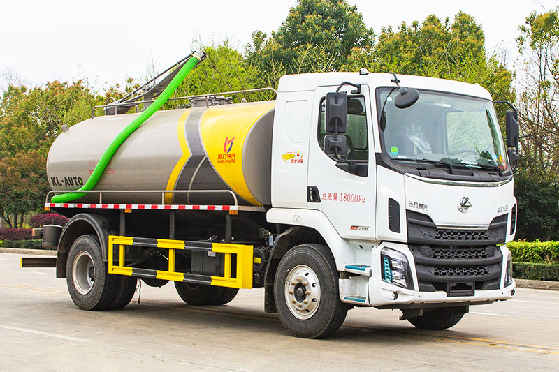 Liuzhou Automobile M3 Sewage Suction Truck, 14 cubic meters