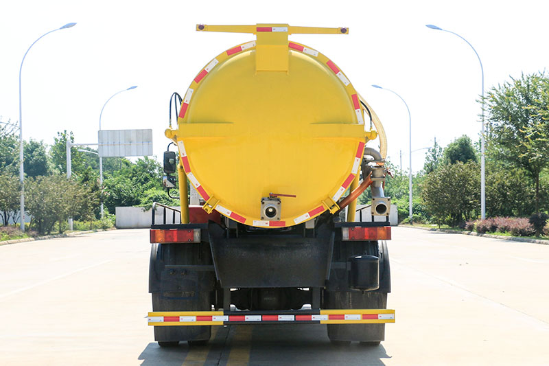 Foton Ruivo ES3 Vacuum Truck, 7.7 cubic meters