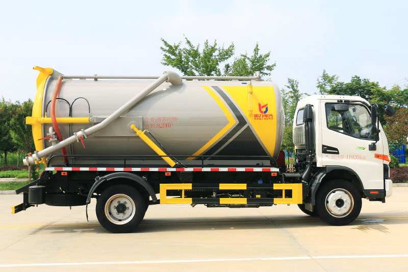 JAC Junling V7 Vacuum Truck, 8.7 cubic meters