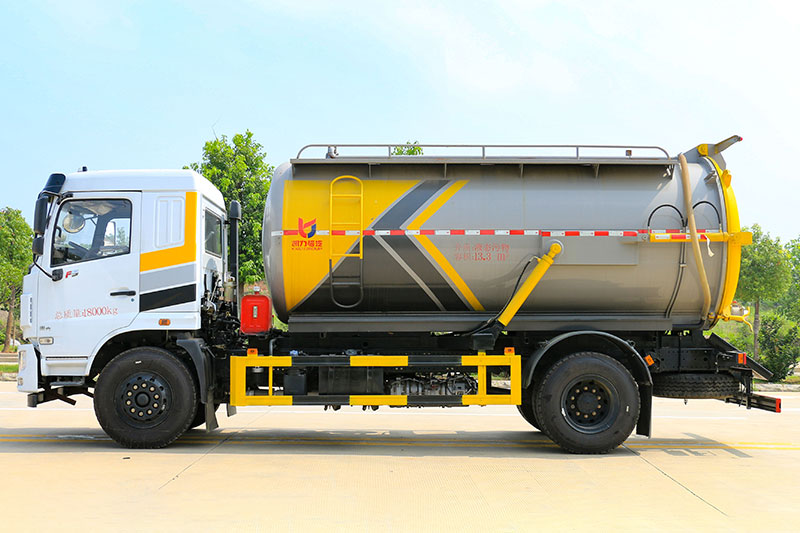 Dongfeng Huasheng KL5 Vacuum Truck (3950) 11.5 cubic meters