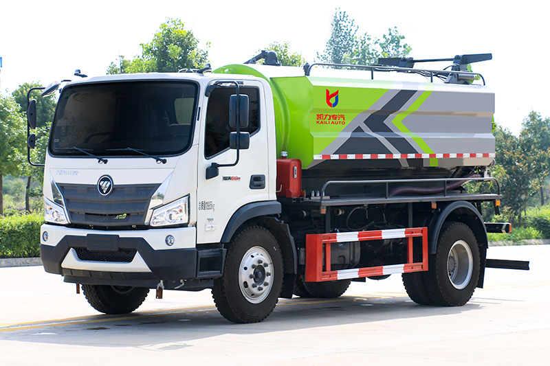 Foton Ruivo ES3 Water Tank and Vacuum Truck (Side-mounted water tank) with a 4-cubic-meter clean water tank and a 9-cubic-meter wastewater tank