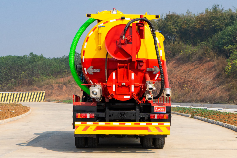 Sinotruk Shandong Heavy Duty Truck Rear Twin-Axle Vacuum Sewer Cleaning Truck (with Auxiliary Engine) (Integrated Tank) 21 cubic meters