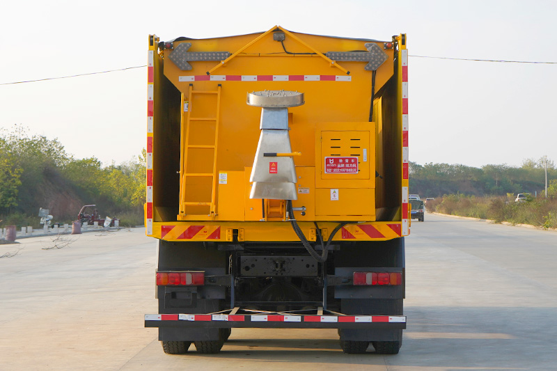 Kailifeng-Sinotruk Shandong Snow Plow