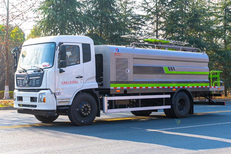 Kailifeng-Dongfeng Tianjin Solar Panel Cleaning Truck